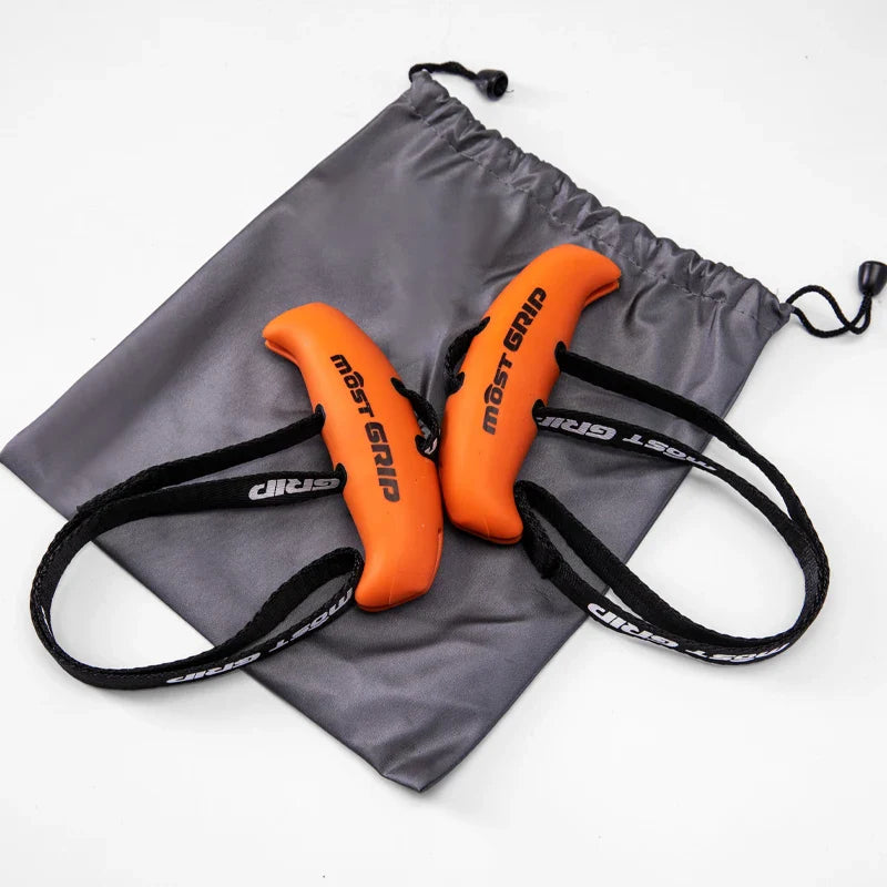 Uchwyty do podciągania – trening w domu i na siłowni